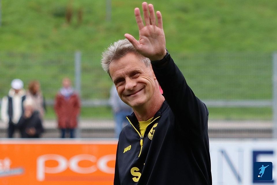 Stefan Janßen hat seinen Vertrag beim VfB Homberg um ein weiteres Jahr verlängert.