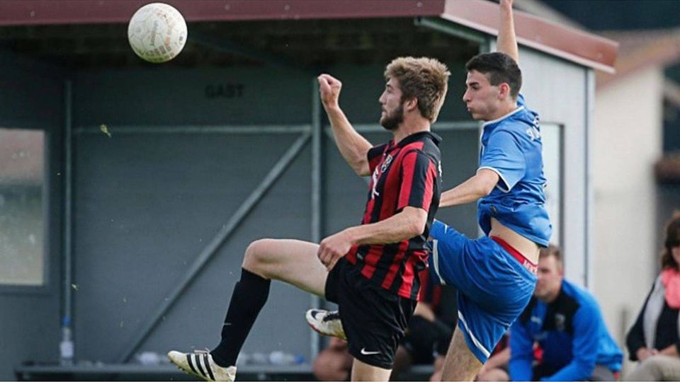 Der SV Laupertshausen und die SG Mettenberg trennten sich in der Kreisliga A II mit 0:0. Foto: Volker Strohmaier