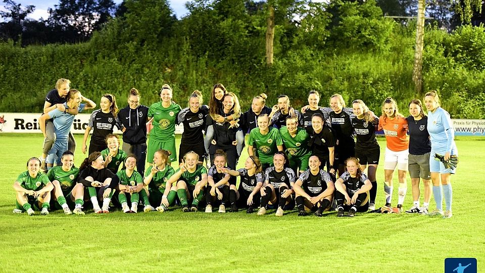 Zum Schluss gab es noch ein Gesamtschaftsfoto.