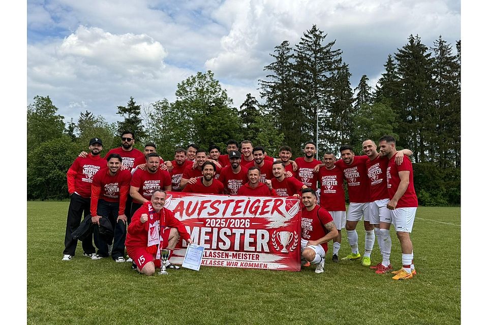 Das ist‘s zu lesen, rot auf weiß: Birkenhof ist Meister und steigt in die Kreisklasse auf.