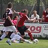 Die U15-Junioren des TSV 1860 Weißenburg (rot/schwarz) gewannen zum dritten Mal in Folge den Baupokal. F: Uwe Mühling