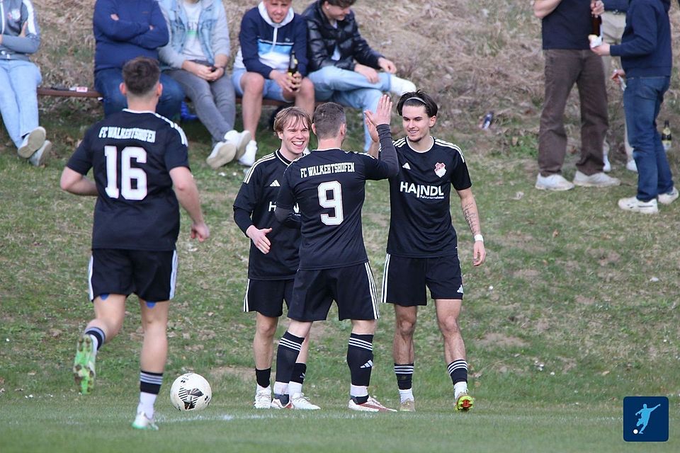 Nach dem Coup in Aiglsbach will der FC Walkertshofen nun auch Türk Gücü Straubing ein Bein stellen.
