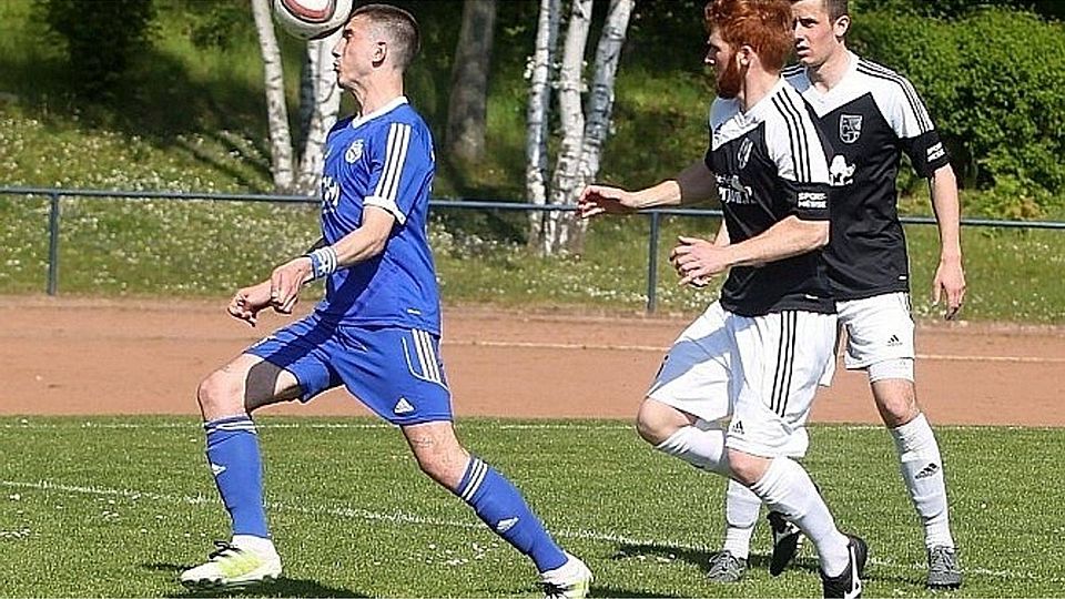 Für die Biebricher ist es wichtig die Junioren möglichst schnell in den Seniorenbereich zu integrieren, um die Spielzeit möglichst erfolgreich zu bestreiten. F: Parker