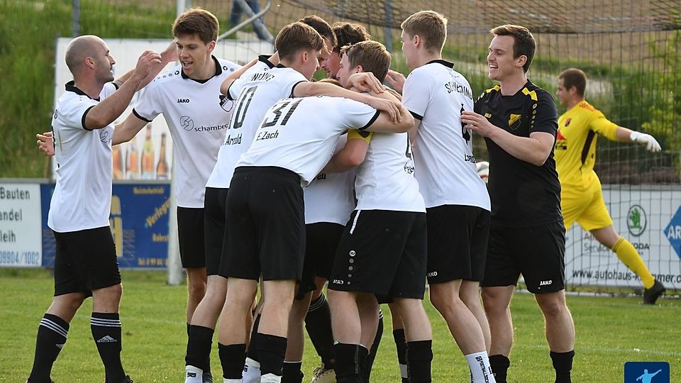 Erreicht der TSV Oberschneiding die Aufstiegsrelegation, könnten die "Schneidinger" mit einem möglichen Durchmarsch von der A-Klasse in die Bezirksliga niederbayerische Fußballgeschichte schreiben.