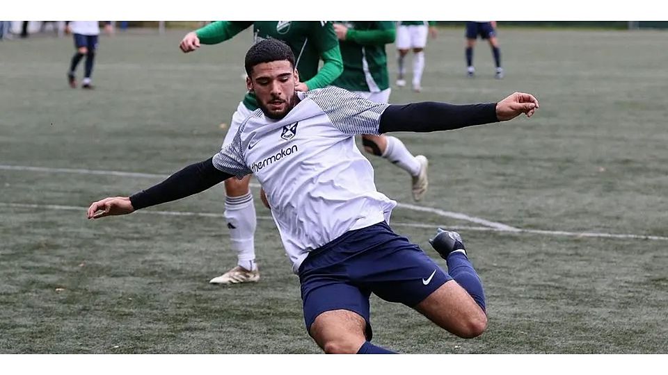 Sollte der TSV Bicken gegen den SSC Burg II etwa ausrutschen? Raynell Völk und seine Mannschaft wollen so etwas unbedingt vermeiden. © Lorenz Pietzsch