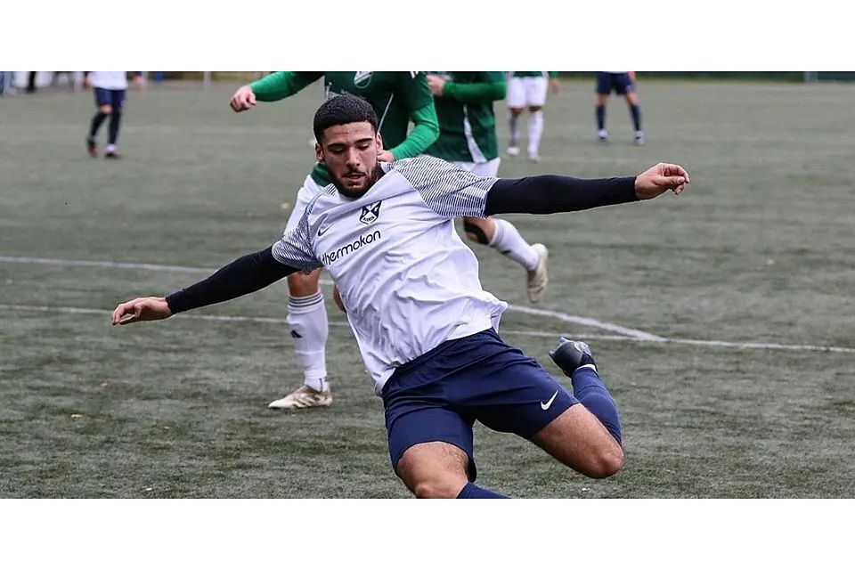 Sollte der TSV Bicken gegen den SSC Burg II etwa ausrutschen? Raynell Völk und seine Mannschaft wollen so etwas unbedingt vermeiden. © Lorenz Pietzsch