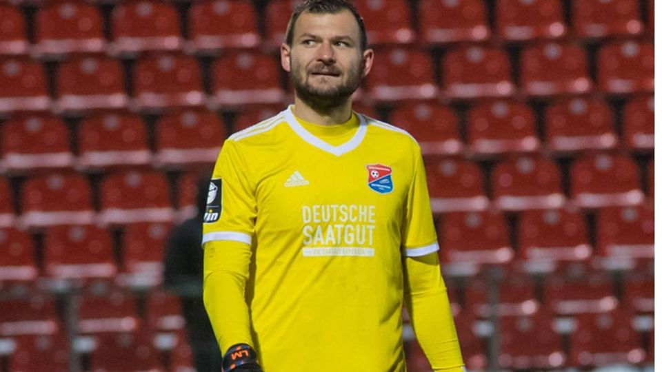 Vor seinem letzten Drittliga-Einsatz: Hachings Ersatztorwart Steve Kroll