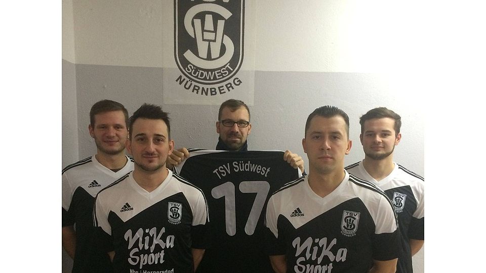 Von links: Philipp Schatz, Hakan Balci, Toni Huber, Dustin Zemlak und Thomas Schubert. F: TSV