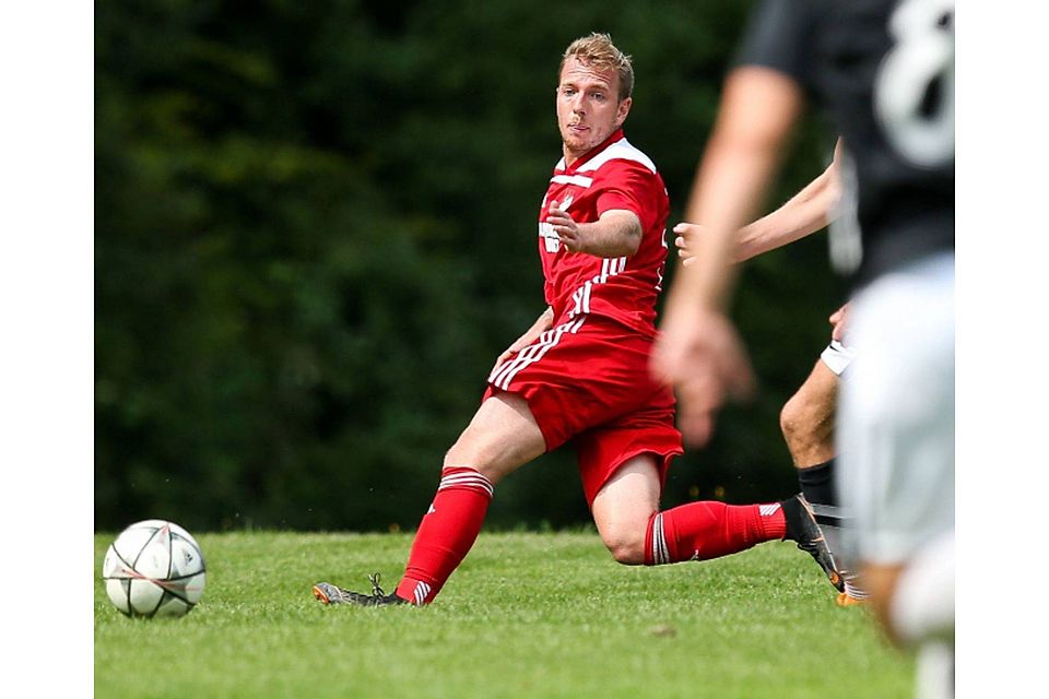 Mann des Tages: Florian Voit erzielte mit dem 1:0 den Siegtreffer für den SV Miesbach.  Andreas Mayr