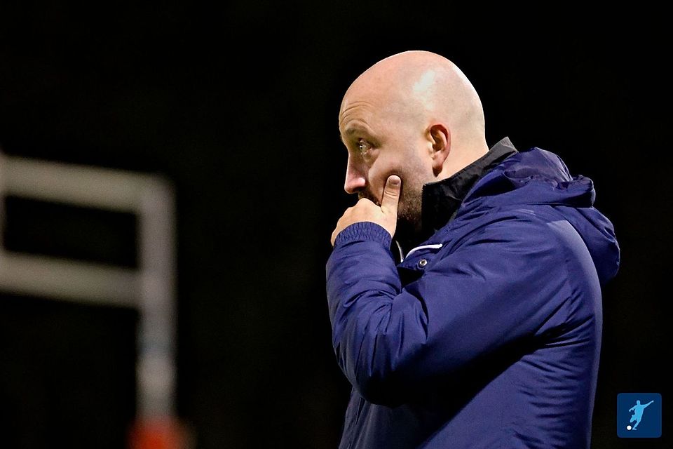 "Ich habe nicht mit der Art und mit der Intensität der Rückschläge gerechnet", gesteht San, der beim SVN München einen Neuanfang schaffen. "Ich habe nicht mit der Art und mit der Intensität der Rückschläge gerechnet", gesteht San, der beim SVN München einen Neuanfang schaffen.