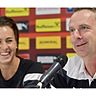 Führungsrolle bei den ÖFB-Damen: Viki Schnaderbeck mit Coach Dominik Thalhammer. F: dpa
