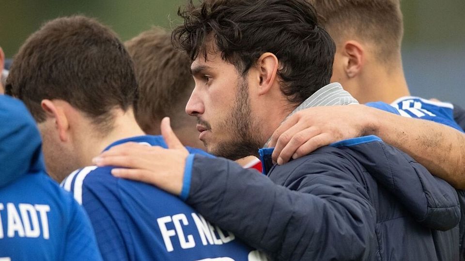 Sascha Waldvogel (r.) ist als junger Trainer sehr nah dran an seiner Mannschaft. 