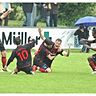 Der Jubel nach dem Last-Minute-Siegtreffer durch Michael Bauer (2.v.r.) war beim TSV Aidenbach grenzenlos F: Wagner