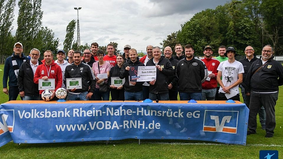 Die Vertreter der fairsten Teams im Fußballkreis Bad Kreuznach.
