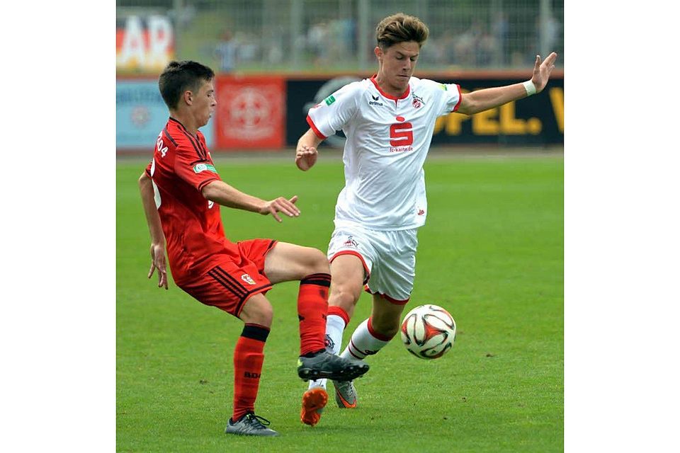 Der zuletzt angeschlagene Adrian Stanilewicz (l.) kann wohl wieder für die U-17-Mannschaft von Bayer Leverkusen auflaufen. Foto: Herhaus