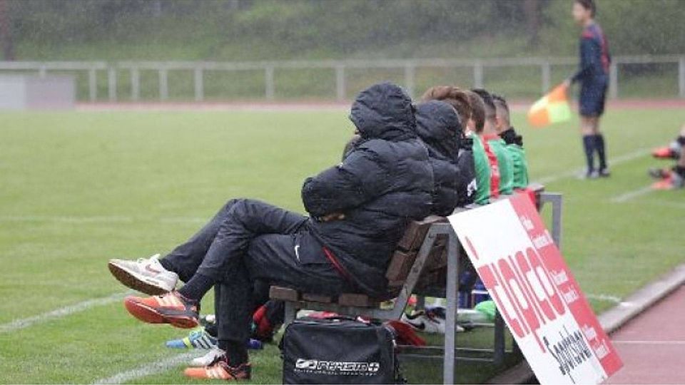Der SV Fellbach will am Sonntag nicht im Regen stehen – und sitzen. Foto: Patricia Sigerist