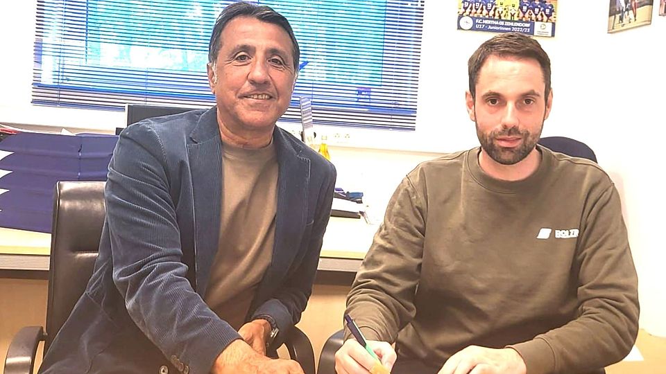 Präsident Kamy Niroumand und der neue Trainer 
