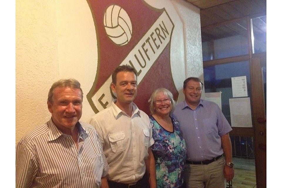 Der Vorstand des FC Kluftern (von links): Fritz Schmid, Robert Heske, Barbara Kamleitner und Alex Ebe. Foto: pr