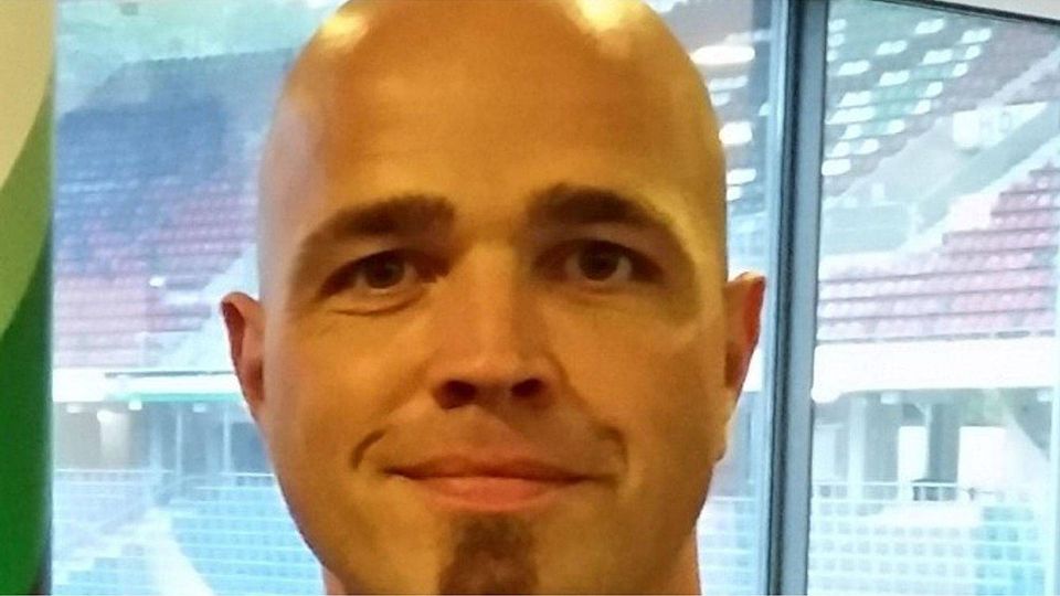 Nikolai Müller übernahm nach zwei Jahren Pause wieder die SG Lühe II als Trainer.