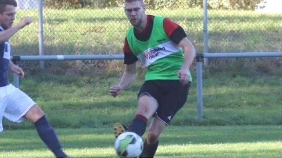 Henrik Gützlaff erzielte zwei Treffer und sicherte seinem Team einen knappen Derbyerfolg.  (F: Brunsch)
