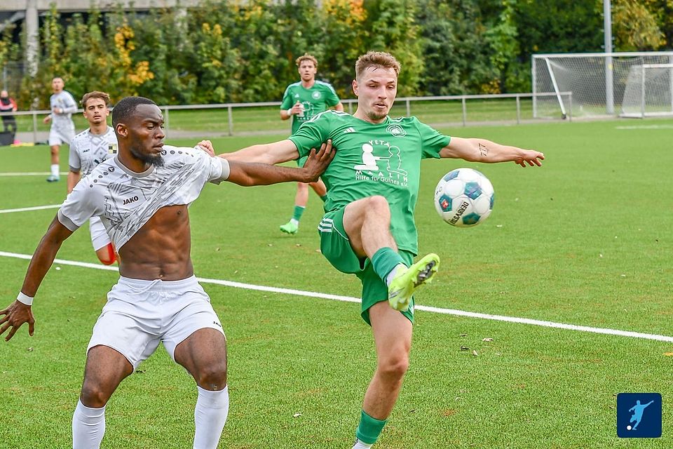 Hart umkämpftes Stadtderby: Die SV Deutz 05 und der SC Borussia Lindenthal-Hohenlind schenkten sich nichts.