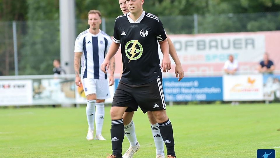 SVN-Kapitän Simon Eglhuber holte mit seinem Team einen Zwei-Tore-Rückstand in Unterzahl auf, stand am Ende aber dennoch mit leeren Händen da.