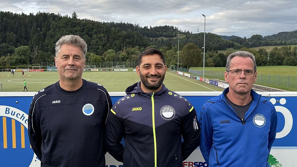 Von links nach rechts: Sportlicher Leiter Thomas Rump, Trainer Ahmad Issa, Co-Trainer Uwe Frömmrich