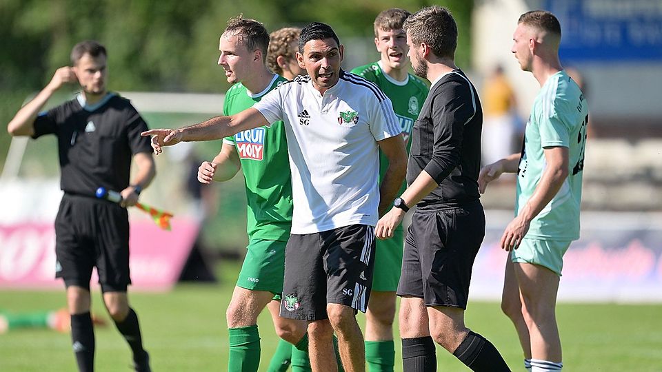 Ammerthal Beendet Spiel Zu Acht – Fortunas Erster Saisonsieg - FuPa