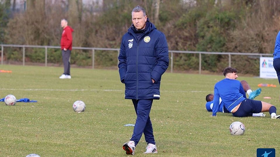 Hört in Ratingen auf: Peter Radojewski. 