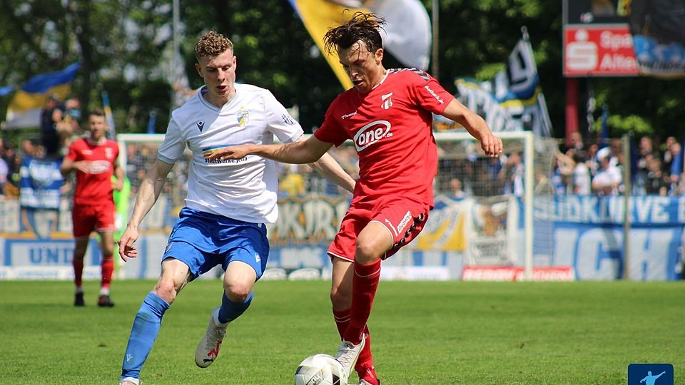 Luca Bürger (rechts) trifft mit dem ZFC Meuselwitz im Pokalfinale auf Jena und seinem Papa Henning Bürger.