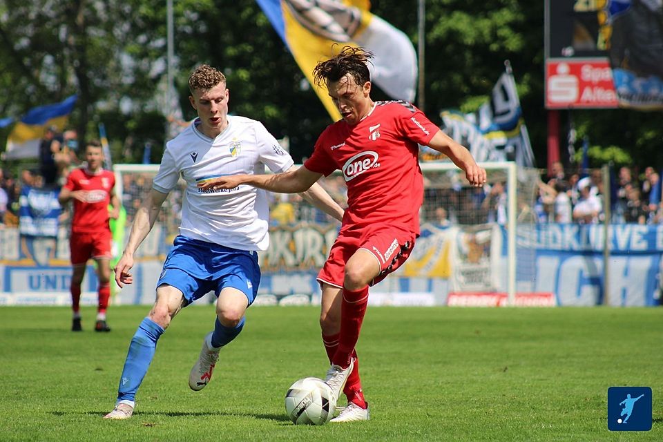 Luca Bürger (rechts) trifft mit dem ZFC Meuselwitz im Pokalfinale auf Jena und seinem Papa Henning Bürger.