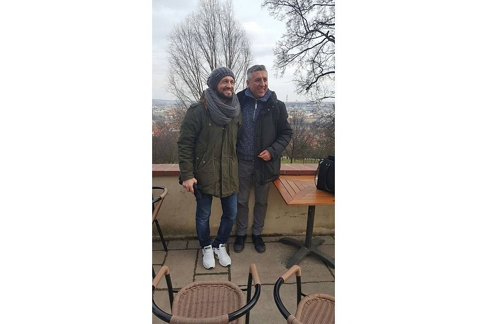 Auf und neben dem Platz ein gutes Team. Mehmet Ciray (li.) und Ugur Kolsuz pflegen schon lange eine gute Freundschaft. Foto: Privat