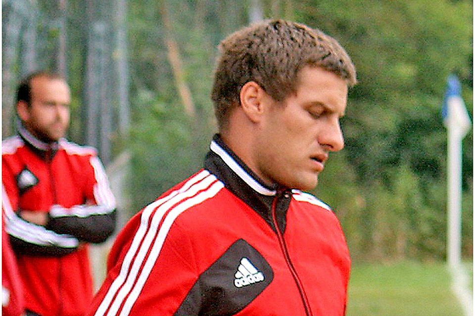 Verlängert sein Engagement beim FC Nordries: Trainer Sven Rothbauer.  Archivfoto: Dieter Mack