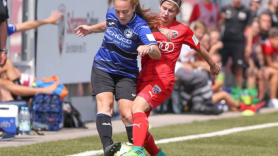 Energisch: Maria Zeller (rechts) im Spiel des FC Ingolstadt gegen Arminia Bielefeld. 