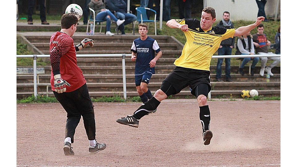 Vergangenheit: Das Kapitel A-Klasse ist für Trechtingshausen beendet. Neben Thomas Hofmann (rechts) haben viele weitere Spieler den TuS verlassen.	Archivfoto: Daudistel