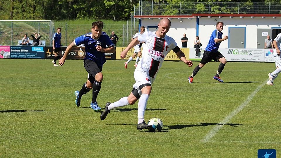 22 Siege, 3 Remis und nur 1 Niederlage ist die beeindruckende Saisonbilanz von Kapitän Johannes Renner (in Weiß) und seiner SpVgg Trabitz, die in der kommenden Spielzeit sicher auch in der Kreisliga für Furore sorgen wird.