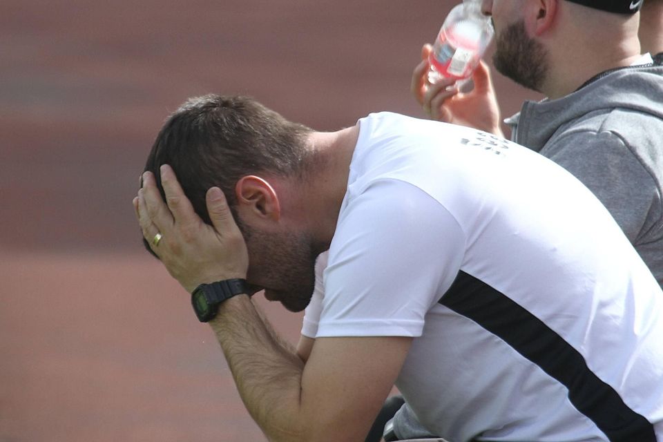 Die Leiden eines Trainers: Orhan Akkurt und seine Mannschaft erlebten einen Nachmittag zum Vergessen.