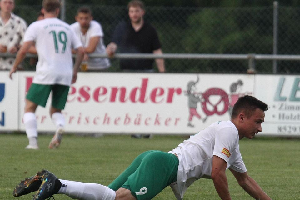 Unsanfte Bauchlandung: Stefan Stöckl und der TSV Jetzendorf haben nach langer Siegesserie wieder einmal verloren.