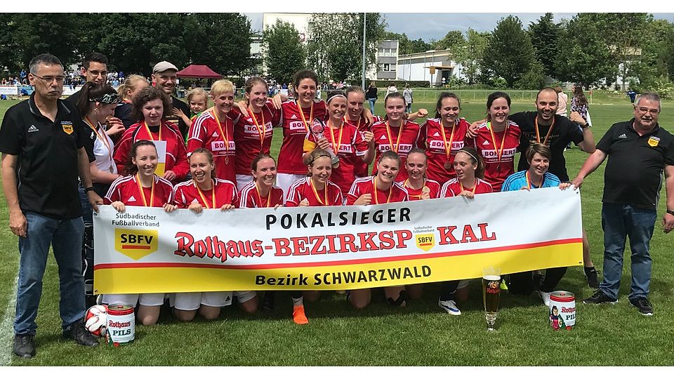 Die Tennenbronner Frauenteam hat den Pokal verteidigt. 