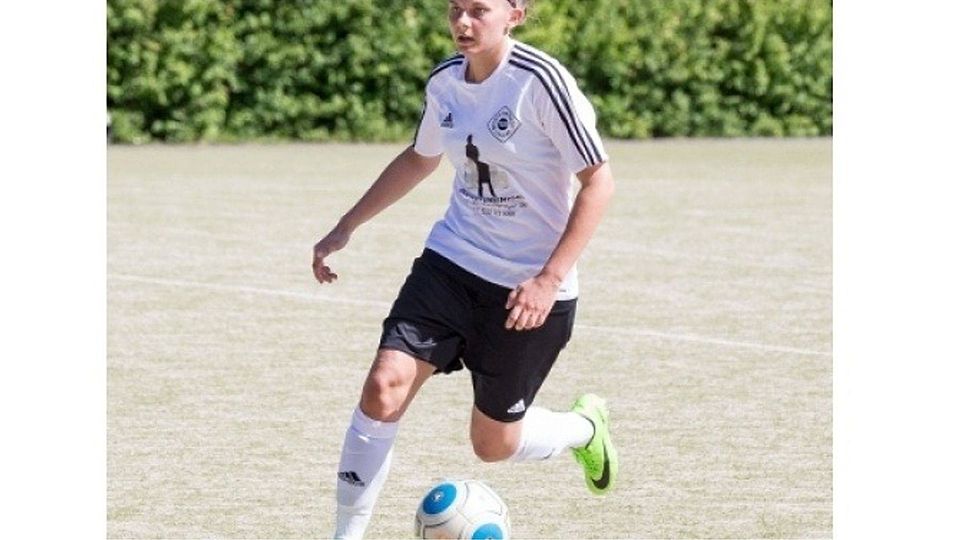 Swantje Kohlitz kommt mit Eintracht Lollar im Heimspiel gegen Gläserzell über ein 0:0 nicht hinaus. Archivfoto: seva
