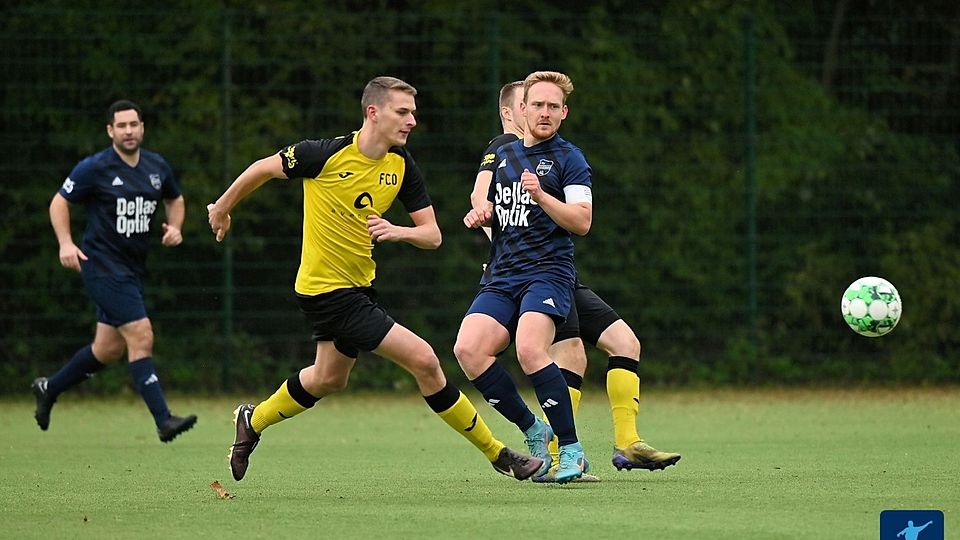 Szene aus dem Spiel des 1. FC Ohmstede gegen den SV Ofenerdiek vom 14. Spieltag.