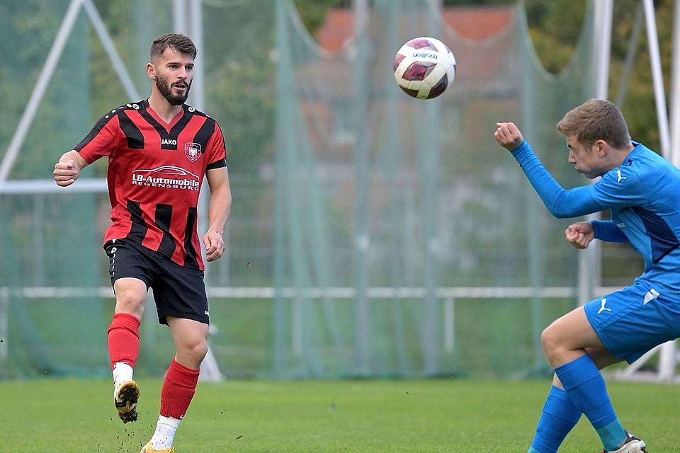 Unter anderem Shkelzen Kleqka von Liga-Primus FC Kosova (hier im Bild): Der SV Wenzenbach hat auf dem Transfermarkt ordentlich zugeschlagen.
