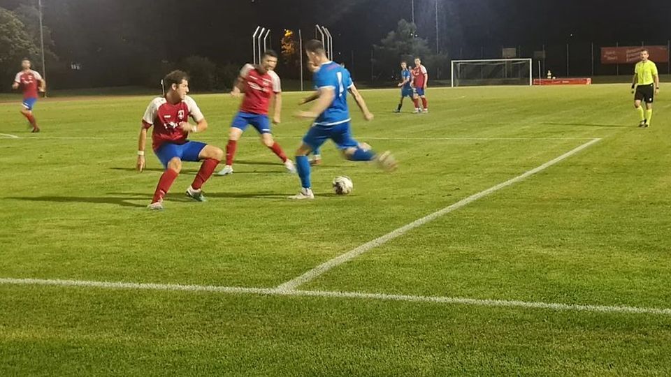 regensdorf-verliert-reine-weste-seefeld-gewinnt-spitzenkampf-fupa