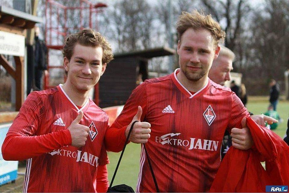 Sandro Henning und Sebastian Lawrenz sind zufrieden mit dem Sieg des 1. FC Frankfurt gegen Buckow/Waldieversdorf.