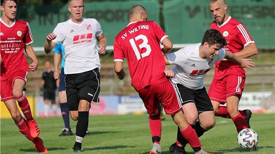 Der SV Wilting (in rot) scheiterte beim FC Miltach II.