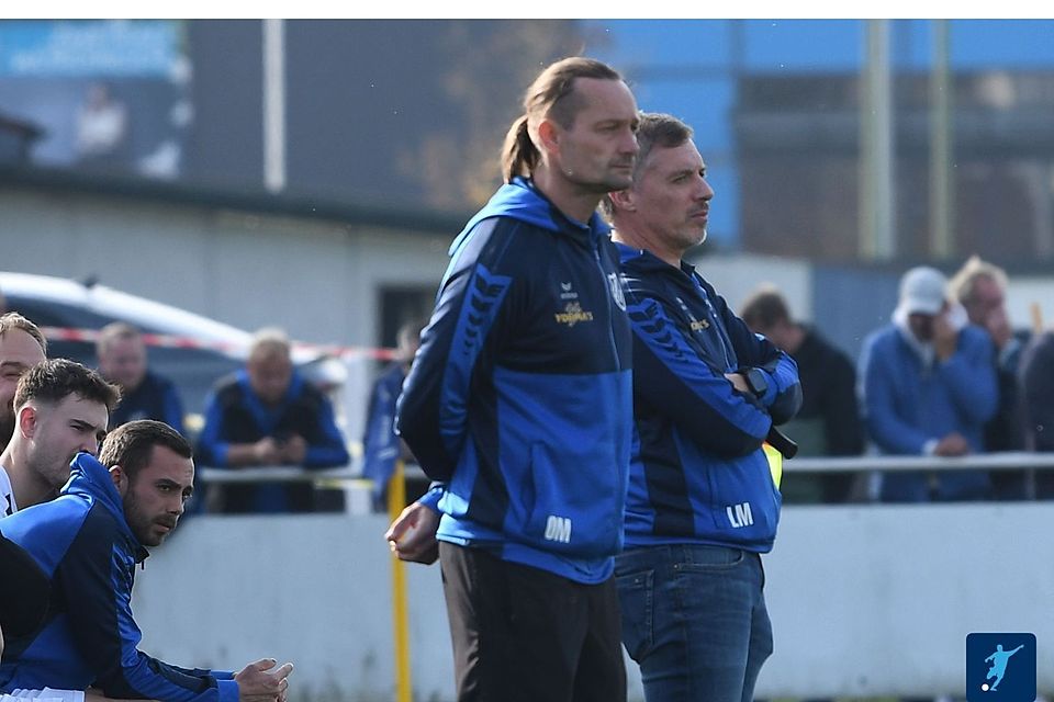 Martin Oslislo (links im Vordergrund) hängt beim SV Pankofen eine weitere Saison dran