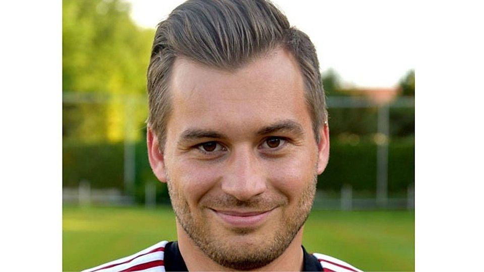 FC-Schwaig-Damen-Trainer Marco Auggenthaler. Foto: Rainer Hellinger