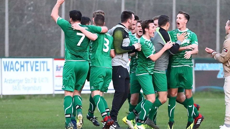 Ein Bild mit absolutem Seltenheitswert in der vergangenen Saison: Feiernde Hutthurmer Spieler. Das soll sich jetzt in der Bezirksliga wieder ändern. 