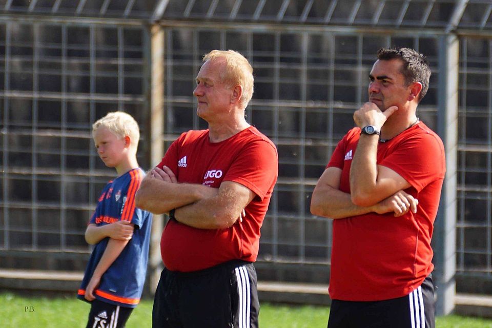 Erwartet mit Neubrandenburg einen robusten Gegner: Frankfurts Trainer Michael Pohl (rechts)  Foto: Paul Brokowski