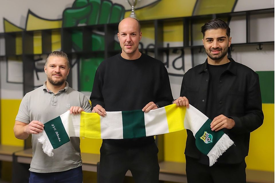 Der künftige FSC-Chefcoach Hankemeier (Mitte) mit seinen spielenden Co-Trainern Siebert (links) und Aciz.